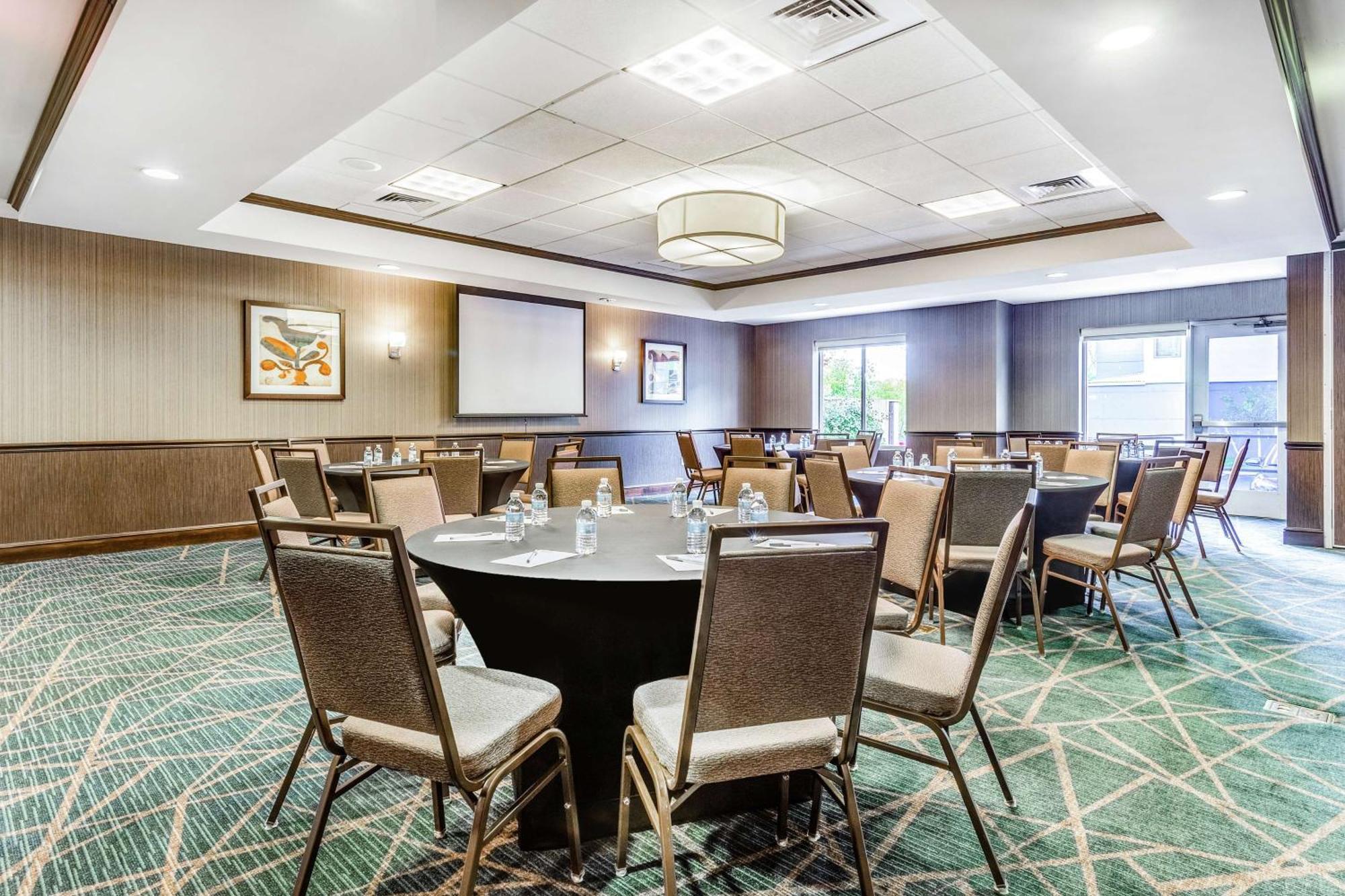Hilton Garden Inn Albany-Suny Area Eksteriør billede